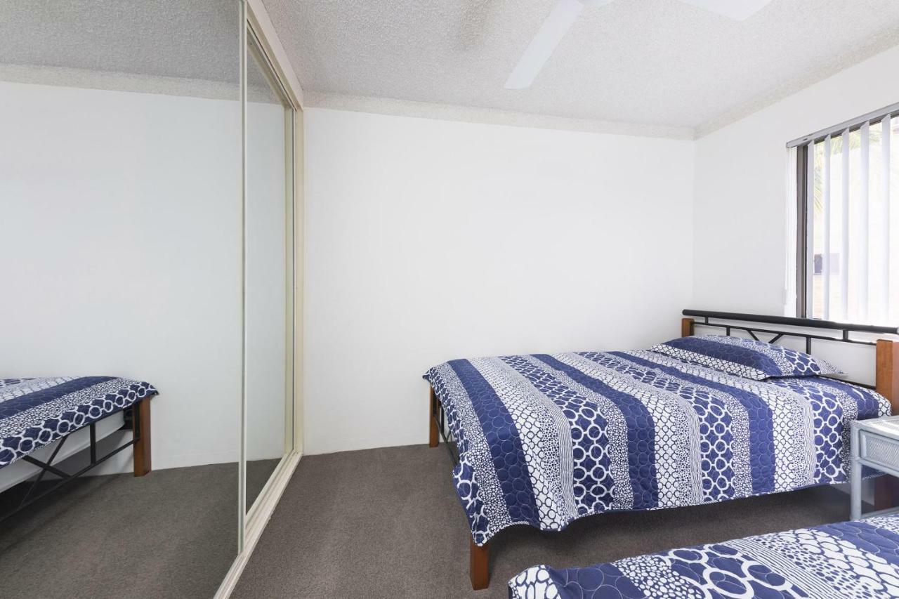 Apartment Breakers 3 - Linen Not Included *